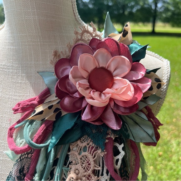 Scrappy Fabric Flower Pin - Picture 2 of 2